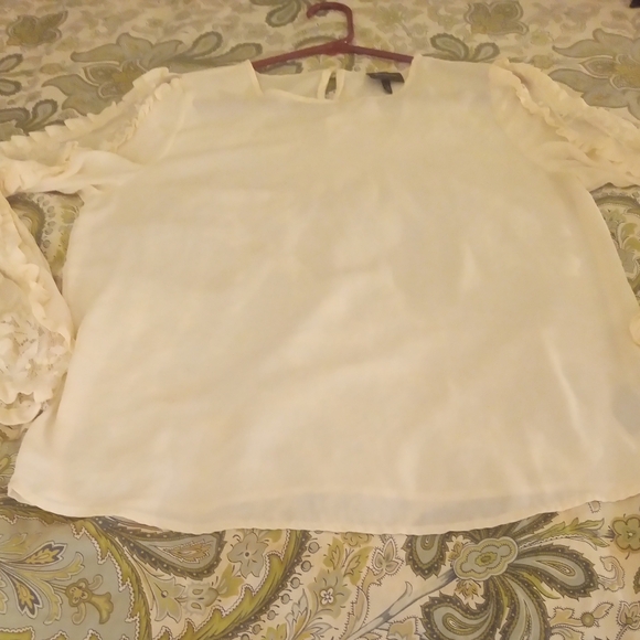 Who What Wear Ivory Blouse with Lace Sleeves - Picture 3 of 10